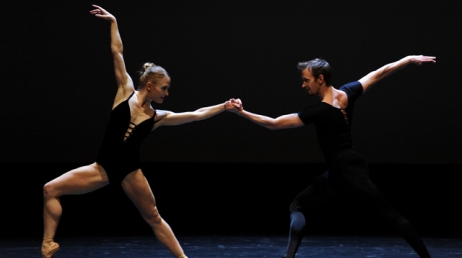 ballet-bc-in-herman-schmerman-dancers-marianne-grobbelaar-and-martin-lindinger-photo-by-chris-randle