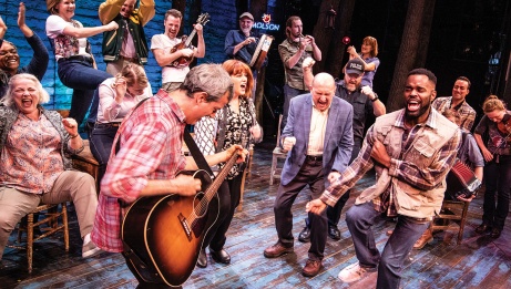 The Broadway cast of COME FROM AWAY © Matthew Murphy