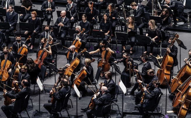 Beethoven's Ninth Shelley conducts Andrew Balfour and Anna Clyne