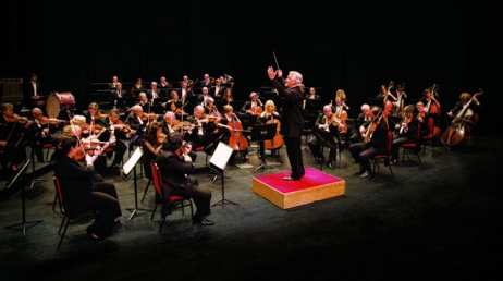 main-zukerman-conducting-2012-2